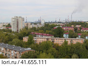 Городок Нефтяников в Омске (2023 год). Стоковое фото, фотограф Иван Дуплик / Фотобанк Лори