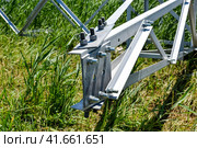 Assembly and installation of new support of a power line. Стоковое фото, фотограф Леонид Еремейчук / Фотобанк Лори
