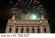Fireworks over the Opera Garnier (Garnier Palace), Paris, France. Translation: national Academy of Music. UNESCO World Heritage Site (2014 год). Стоковое фото, фотограф Владимир Журавлев / Фотобанк Лори