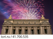 Fireworks over the Opera Garnier (Garnier Palace), Paris, France. Translation: national Academy of Music. UNESCO World Heritage Site (2014 год). Стоковое фото, фотограф Владимир Журавлев / Фотобанк Лори
