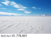 Antarctic desert landscape, cold snow plain under blue sky. Стоковое AI-изображение, AI-художник Евгений Харитонов / Фотобанк Лори