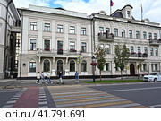 Город Казань. Казанская городская Дума. Кремлевская улица, дом 3 (2023 год). Редакционное фото, фотограф Александр Тараканов / Фотобанк Лори
