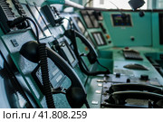 Навигационный мостик торгового судна. Стоковое фото, фотограф Павел Сапрыкин / Фотобанк Лори