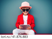 Children with gadgets, Alpha generation, Digital Aborigines - people born after the digital revolution and accustomed to gadgets from an early age. Стоковое AI-изображение, AI-художник Ирина Ручушкина / Фотобанк Лори