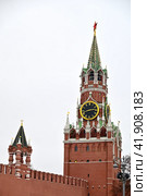 Спасская башня Московского Кремля. Город Москва (2023 год). Стоковое фото, фотограф Александр Тараканов / Фотобанк Лори