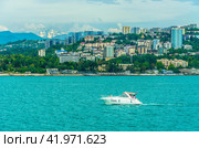 Морская прогулка вдоль побережья Сочи (2023 год). Стоковое фото, фотограф Megapixx / Фотобанк Лори