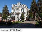 Гостиница Зипалова ХХ в. Кисловодск, Ставропольский край (2023 год). Редакционное фото, фотограф Сергей Афанасьев / Фотобанк Лори