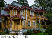 Дача Бугрова (Володарск, Нижегородская область) (2021 год). Редакционное фото, фотограф Илья Старков / Фотобанк Лори