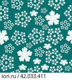 Seamless abstract Christmas pattern of snowflakes, ice flakes xmas background. Стоковая иллюстрация, иллюстратор Iva Noel / Фотобанк Лори