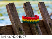 Paracord bracelet. Стоковое фото, фотограф Артем Лукин / Фотобанк Лори