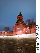 Город Москва. Константино-Еленинская (Тимофеевская) башня Московского кремля ночью (2023 год). Стоковое фото, фотограф Александр Тараканов / Фотобанк Лори