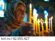 Бабушка в церкви. Стоковое AI-изображение, AI-художник Щеголева Ольга / Фотобанк Лори