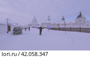 Вид на  стены Богородице-Успенского монастыря города Свияжск (2024 год). Редакционное видео, видеограф Галина / Фотобанк Лори