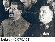 Иосиф Виссарионович Сталин (Джугашвили, 1878-1953) и Климент Ефремович Ворошилов (1881–1969). Москва, 1938 год. Редакционное фото, фотограф Сергей Елизарьев / Фотобанк Лори