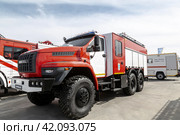 Пожарный автомобиль Урал ас-6.0-40 (5557) на выставке Международного военно-технического форума "Армия-2022". Парк "Патриот", Одинцово, Московская область, Россия. Редакционное фото, фотограф Наталья Волкова / Фотобанк Лори