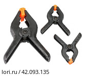 Пластмассовые зажимы на белом фоне. C clamps on white background. Стоковое фото, фотограф Татьяна Д / Фотобанк Лори