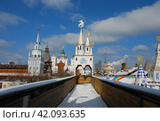 Измайловский Кремль. Вернисаж. Москва (2012 год). Редакционное фото, фотограф lana1501 / Фотобанк Лори