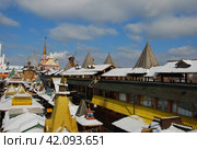 Измайловский вернисаж, кремль. Город Москва (2012 год). Редакционное фото, фотограф lana1501 / Фотобанк Лори