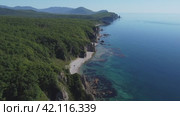 Скалы восточного Приморья и японское море, видео с дрона. Стоковое видео, видеограф Павел Сапрыкин / Фотобанк Лори