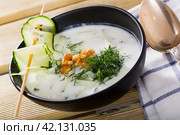 Tarator - cold soup from yoghurt and cucumbers. Стоковое фото, фотограф Яков Филимонов / Фотобанк Лори