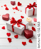 Feel the love and warmth of Valentine's Day - February 14th. Стоковое AI-изображение, AI-художник Сергей Елизарьев / Фотобанк Лори