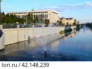 Город Казань. Набережной реки Бурлак. Улица Лево-Бурлачная (2023 год). Стоковое фото, фотограф Александр Тараканов / Фотобанк Лори