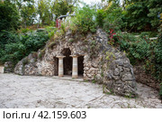 Грот Дианы в парке "Цветник". Пятигорск. Ставропольский край (2023 год). Стоковое фото, фотограф Сергей Афанасьев / Фотобанк Лори