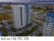 High apartment buildings in the metropolis. City by the river. (2018 год). Стоковое фото, фотограф Egor Sarantstv / Фотобанк Лори