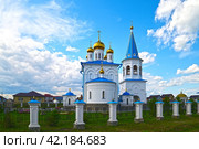 Церковь и колокольня Покрова Пресвятой Богородицы (Покровская). Село Мальково Тюменская область. Россия (2023 год). Стоковое фото, фотограф Александр Тараканов / Фотобанк Лори
