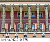 Екатерининский (Головинский) дворец, 1-й Краснокурсантский проезд, 3/5 в Лефортово . Москва (2023 год). Редакционное фото, фотограф stargal / Фотобанк Лори