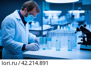 Modern Medical Research Laboratory. Scientific Lab Biotechnology. Equipment of that used in laboratories, hospitals, research labs, industry etc. Analysis of solvents, drugs, residues, pharmaceuticals. Стоковое AI-изображение, AI-художник Марина Демидюк / Фотобанк Лори