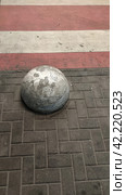 Gray concrete hemisphere. Стоковое фото, фотограф Andrew_Swarga / Фотобанк Лори