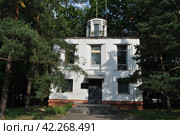 Павильон № 423 «Метеостанция». Проспект Мира, 119, строение 423. ВДНХ. Останкинский район. Город Москва (2012 год). Редакционное фото, фотограф lana1501 / Фотобанк Лори