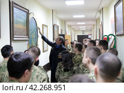 Открытие выставки Балашихинского художника Владимира Ивановича Полтавского в дивизии Дзержинского (2023 год). Редакционное фото, фотограф Дмитрий Неумоин / Фотобанк Лори