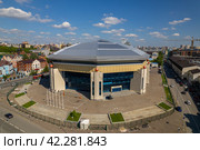 Вид с высоты на Баскет-холл в Казани (аэросъемка 2022 года) Редакционное фото, фотограф Владислав Самошкин / Фотобанк Лори