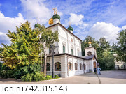 Сретенский монастырь, церковь Сретенская, Большая Лубянка, Москва (2023 год). Стоковое фото, фотограф Baturina Yuliya / Фотобанк Лори