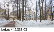 "Немецкая Слобода" дом 25 на ул. Маршала Бирюзова , Москва Россия (2024 год). Стоковое фото, фотограф Владимир Чинин / Фотобанк Лори