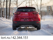 KRASNOYARSK, RUSSIA - November 28, 2023: Mazda CX-3. Редакционное фото, фотограф Плотников Дмитрий / Фотобанк Лори