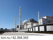 Казахстан. Нур-Султан (Астана) Мечеть Хазрат Султан. (2023 год). Стоковое фото, фотограф Ерохин Дмитрий Викторович / Фотобанк Лори