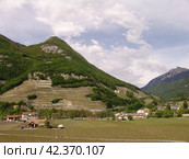 Замок Шато д'Эгль в кантоне Во, Швейцария. Окрестности (2009 год). Стоковое фото, фотограф Ерохин Дмитрий Викторович / Фотобанк Лори