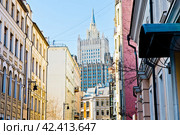 Здание Министерства Иностранных Дел (МИД). Солнечный день. Ранняя весна. Москва. Россия (2024 год). Редакционное фото, фотограф E. O. / Фотобанк Лори