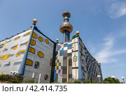 Мусоросжигательный завод "Шпиттелау" в Вене (2023 год). Редакционное фото, фотограф V.Ivantsov / Фотобанк Лори