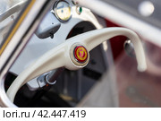 LINTHE, GERMANY - MAY 27, 2023: The instruments and controls of a Messerschmitt KR200, or Kabinenroller (Cabin Scooter). Die Oldtimer Show 2023. Редакционное фото, фотограф Sergey Kohl / Фотобанк Лори
