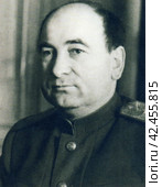 Пантелеймон Кондратьевич Пономаренко (1902-1984), начальник Центрального Штаба партизанского движения (1942-1944), генерал-лейтенант, советский партийный и государственный деятель. Первый секретарь ЦК КП(б) Белоруссии (1938-1947) и глава правительства Белорусской ССР (1944-1948) Редакционное фото, фотограф Сергей Елизарьев / Фотобанк Лори