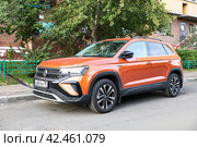 Volkswagen Taos is a compact crossover SUV produced by the German automobile manufacturer Volkswagen. Редакционное фото, фотограф Константин Григорьев / Фотобанк Лори