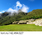 Machu Picchu is capital of the Inca Empire in Andes mountains, Peru, South America (2011 год). Стоковое фото, фотограф Сергей Стрелков / Фотобанк Лори