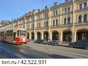 Санкт-Петербург. Садовая улица. Апраксин двор (2024 год). Редакционное фото, фотограф Александр Алексеев / Фотобанк Лори
