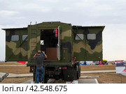 Командно-штабная машина с кузовом контейнерного типа переменного объема на шасси КАМАЗ. Средняя Ахтуба, Волгоградская область, Россия. (2020 год). Редакционное фото, фотограф Андрей Цыганков / Фотобанк Лори