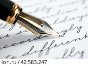 fountain pen on paper with ink text. Стоковое фото, фотограф Александр Калугин / Фотобанк Лори