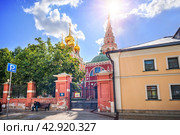 Церковь Воскресения Христова в Кадашах, Москва (2023 год). Стоковое фото, фотограф Baturina Yuliya / Фотобанк Лори